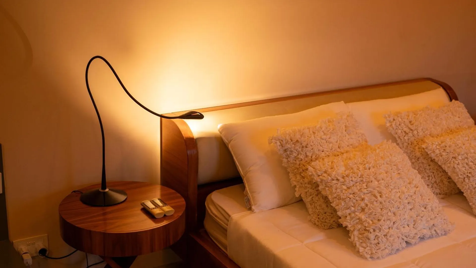 Apartment Penthouse With Jacuzzi & Panoramic Views - Heart Of Valletta Malta
