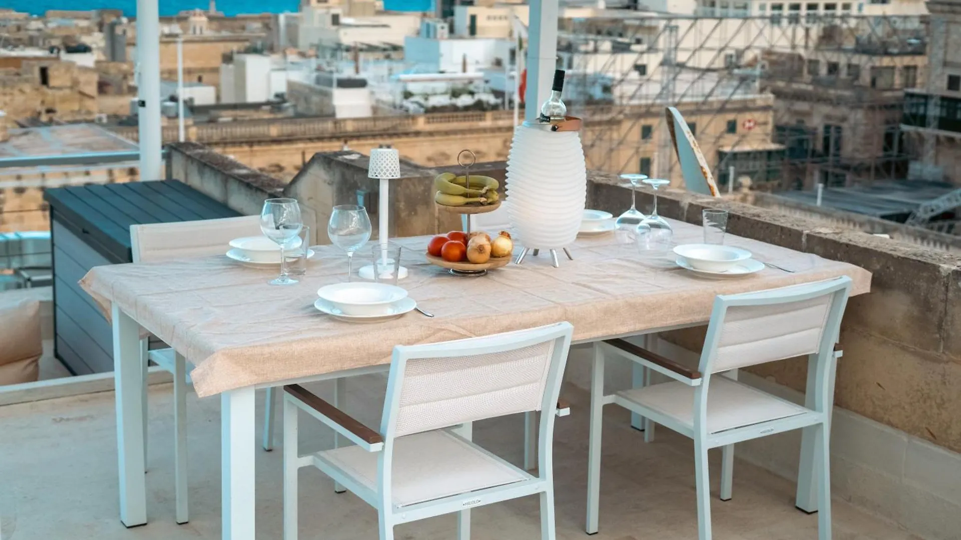 Apartment Penthouse With Jacuzzi & Panoramic Views - Heart Of Valletta