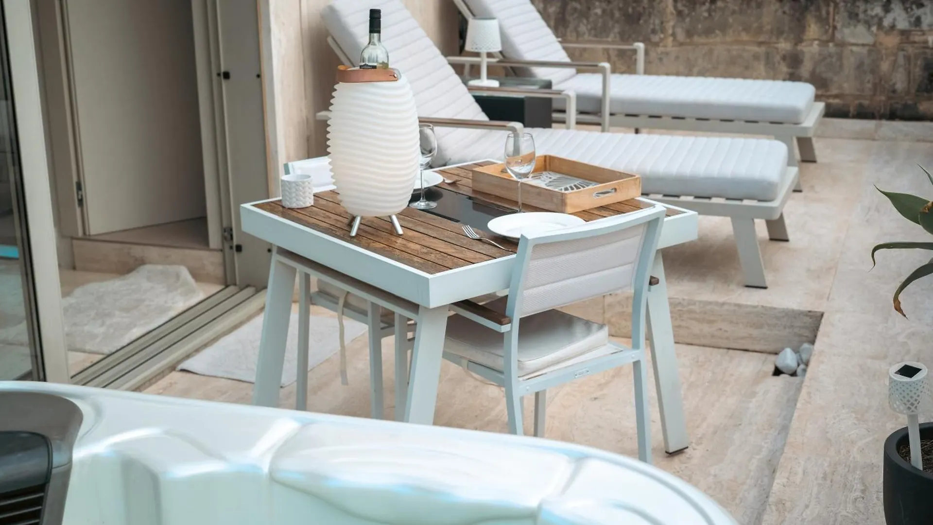 Penthouse With Jacuzzi & Panoramic Views - Heart Of Valletta Apartment