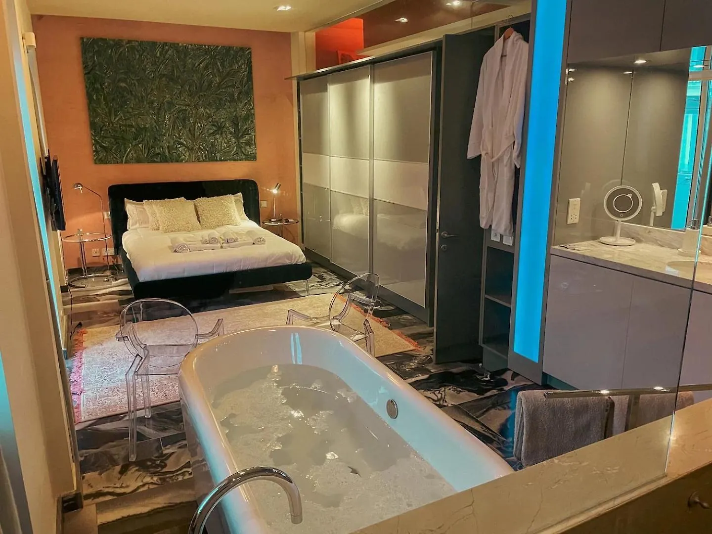 Penthouse With Jacuzzi & Panoramic Views - Heart Of Valletta