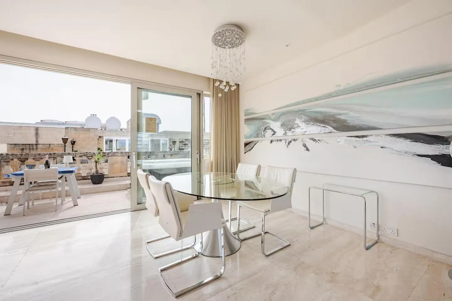 Penthouse With Jacuzzi & Panoramic Views - Heart Of Valletta 0*,
